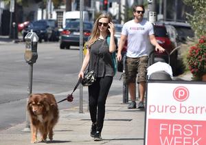 49864694_amanda-seyfried-07.jpg