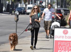 49864724_amanda-seyfried-16.jpg