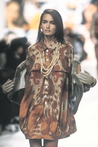 4_valentino-fw-1991-1_html.thumb.JPEG.e10e2dd9551d58c1c2768ab33a0edfaa.JPEG