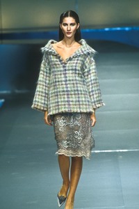 4_valentino-fw-1998-5_html.thumb.JPEG.d10c96e2763d538c85404d10ba07f956.JPEG