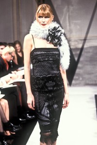 4_valentino-hc-ss-1998-5_html.thumb.JPEG.1f63364b85640c59311eacea7d70ccf6.JPEG