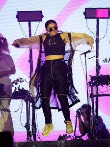 50430181_charli-xcx-14.jpg