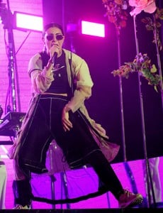 50430800_charli-xcx-40.jpg