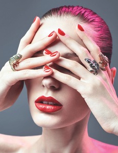 5980c084579d2_HarpersBazaarRomaniaIulieAugust2017-63.thumb.jpg.1f86e7f17a30d46ac5bd006f0bbee228.jpg