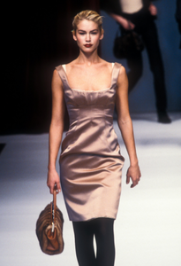 5981f9305ebb1_dolcegabbana-aw-1996-13.thumb.png.1b2c05fa115e46311a9b65f44842bc93.png