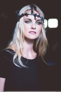 CAROLINE TRENTINI VERSACE.jpg