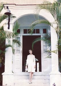 5986135a42b9f_1996MarieClaireUk-Ph.AndreRauwhiteheat08.thumb.jpg.98cc40804ba729b6f9ce3b50eea06c2a.jpg