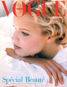 598613bb7576b_199210VogueParisSupp.-Ph.ChristianMoserspecialbeaute01.thumb.jpg.b7a1801f78379ab2f9e9920118a27d07.jpg