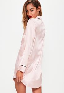 5986647f59f1c_pink-satin-piped-nightshirt3.thumb.jpg.de8365d92cd745766b2e96a6782a9e36.jpg