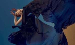 598b5aa9487d1_HarpersBazaarChileJulio2017-18.thumb.jpg.001fc6342f97e4bfd53866ef6ca122c4.jpg