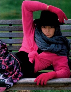 598ebe57247ad_Blumarine198502.thumb.jpg.be609608c949f38de0f437e4cfef9d8d.jpg