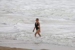 dianek120817BZNImage114.jpg
