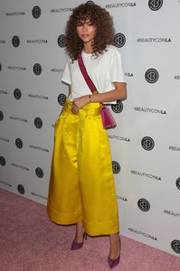      zendaya120817BZNImage1010.jpg