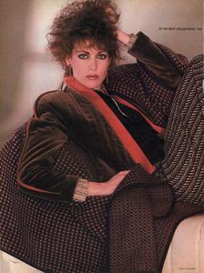 599200f5ca70e_USVogueJune1981Paris-Milan--ASeasonofChangeMarcoGlaviano4.thumb.jpg.757cde38af5c3cd4b3ec95ed3cbe01e3.jpg