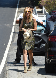     kimr140817BZNImage6.jpg