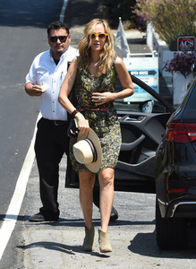     kimr140817BZNImage8.jpg
