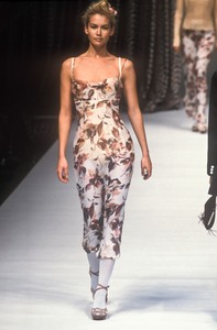 5994a02bd3d59_dolcegabbana-ss-1997-5.thumb.jpg.dfb12fee217c895625e5ce0d54301069.jpg