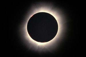 TOTAL SOLAR ECLIPSE jpg.jpg