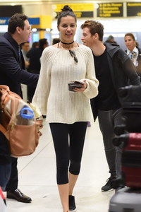 adriana jfk airport nyc 18 (23).jpg