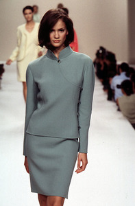 599bcf458365c_BillBlassSpringSummer1996NewYorkFashionWeek1.thumb.jpg.51534fe6aa433e6a4d8dd690ca2702ed.jpg