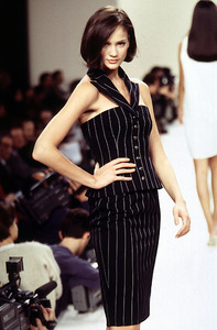 599bcf4d65faa_BillBlassSpringSummer1996NewYorkFashionWeek6.thumb.jpg.c3d5f2c6b498b12d2467101c99c514eb.jpg