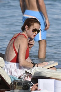      lilo220817BZNImage108.jpg