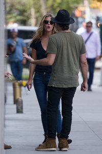   ninaa240817BZNImage12.jpg
