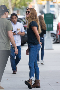   ninaa240817BZNImage13.jpg