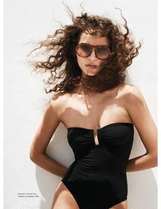 Harpers Bazaar Netherlands JuliAugustust 2017 FreeMags.cc-page-006.jpg