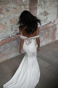 back+wedding+dress+moira+hughes+couture+designer.jpg