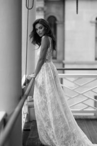 Alice+lace+back+moira+hughes+wedding+gown.jpg