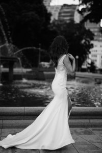 Heather+Moira+Hughes+Wedding+Dress+curved+back.jpg