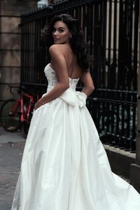 moira+hughes+bow+straples+dress+sydney+couture.jpg