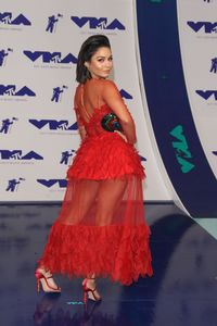     vhudgens270817BZNImage125.jpg