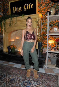 UGG+x+Jeremy+Scott+Collaboration+Launch+Event+KlU4dp3aMd1x.jpg