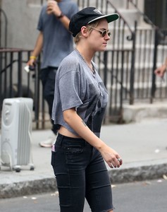     kstewart310817BZNImage7.jpg