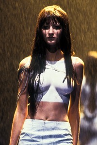6_alexander-mcqueen-ss-1998-7_html.thumb.JPEG.1309f17ee3d7f11dadcdb96640785683.JPEG