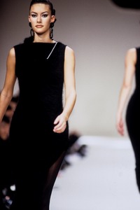 6_jin-abe-fw-1992-7_html.thumb.JPEG.0cc2108bbb03769b880dd8348af277af.JPEG