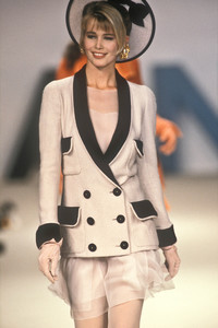 7_chanel-hc-ss-1990-8_html.thumb.JPEG.e7949900bcf3197f86a42bd03a32b347.JPEG