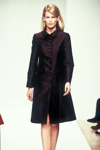 7_prada-fw-1995-8_html.thumb.JPEG.4257ad9a2f5bb2ce025a76f777cdb759.JPEG