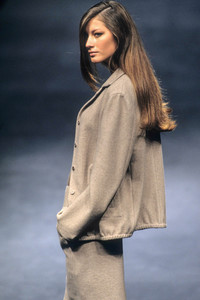 8_max-mara-fw-1998-9_html.thumb.JPEG.2fabbcba815cf64de27531ca926ed099.JPEG