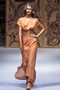 9_chanel-hc-ss-1993-10_html.thumb.JPEG.47ecee4dced2222468d5bf18101ad2b3.JPEG