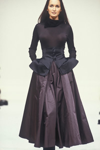 9_hermes-fw-1993-4_html.thumb.JPEG.9f6db1515827317b10fcc03363513665.JPEG