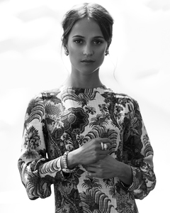 Alicia-Vikander-SerpentiForm-Buro247.sg_A2.thumb.jpg.19681b95ac1becf82647e89c4a074b4d.jpg