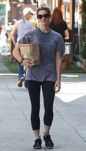 Ashley-Greene-at-Kreation-Organic-Juicery--18.jpg