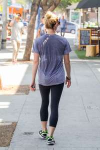 Ashley-Greene-at-Kreation-Organic-Juicery--32.jpg