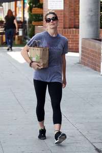 Ashley-Greene-at-Kreation-Organic-Juicery--33.jpg