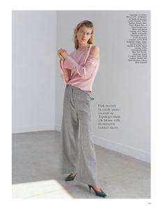British_Vogue_September_2017-page-002.jpg