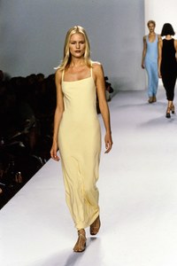 CALVIN-KLEIN-SPRING-1996-RTW-64-ANNA-KLEVHAG-CN10034369.jpg