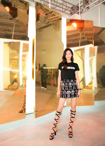 EVENTS_CHANEL_FRAG_BEIJING_AUG17_LIU43.jpg